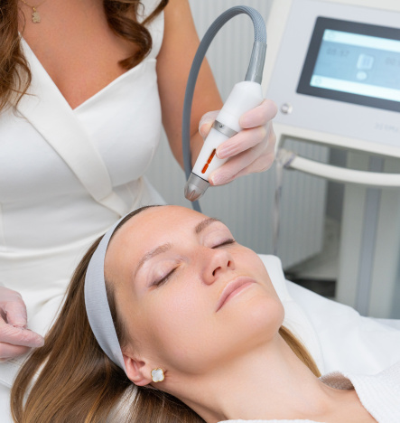 Сияющее и подтянутое лицо — пилинг Dermadrop в подарок!