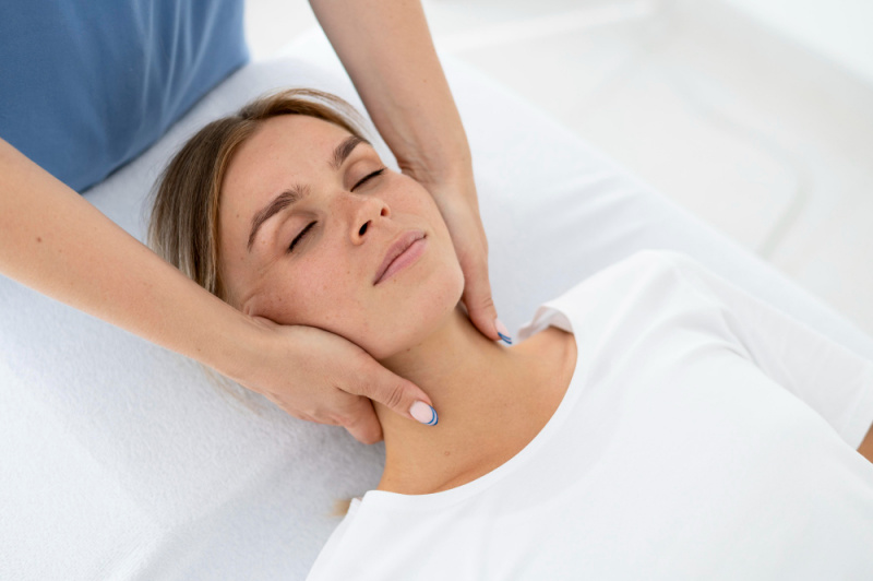 Глубокий миофасциально-висцеральный и суставной массаж